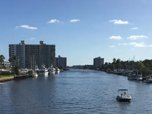 Docks and boats on the Intracoastal Waterway in Delray Beach
